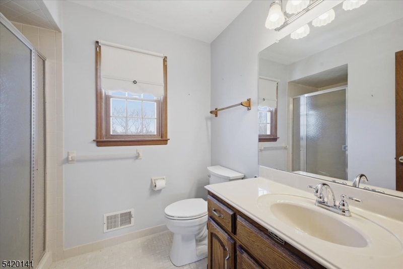 250 Old York Road Flemington, NJ 08822 - Photo 23 of 32