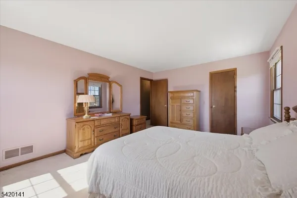 $695,000 | 250 Old York Road, Flemington, NJ 08822