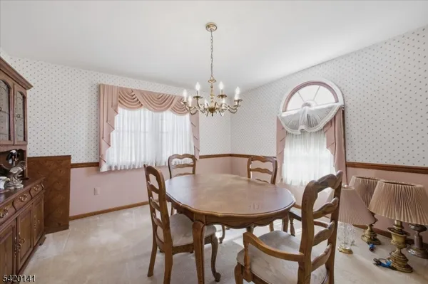 $695,000 | 250 Old York Road, Flemington, NJ 08822