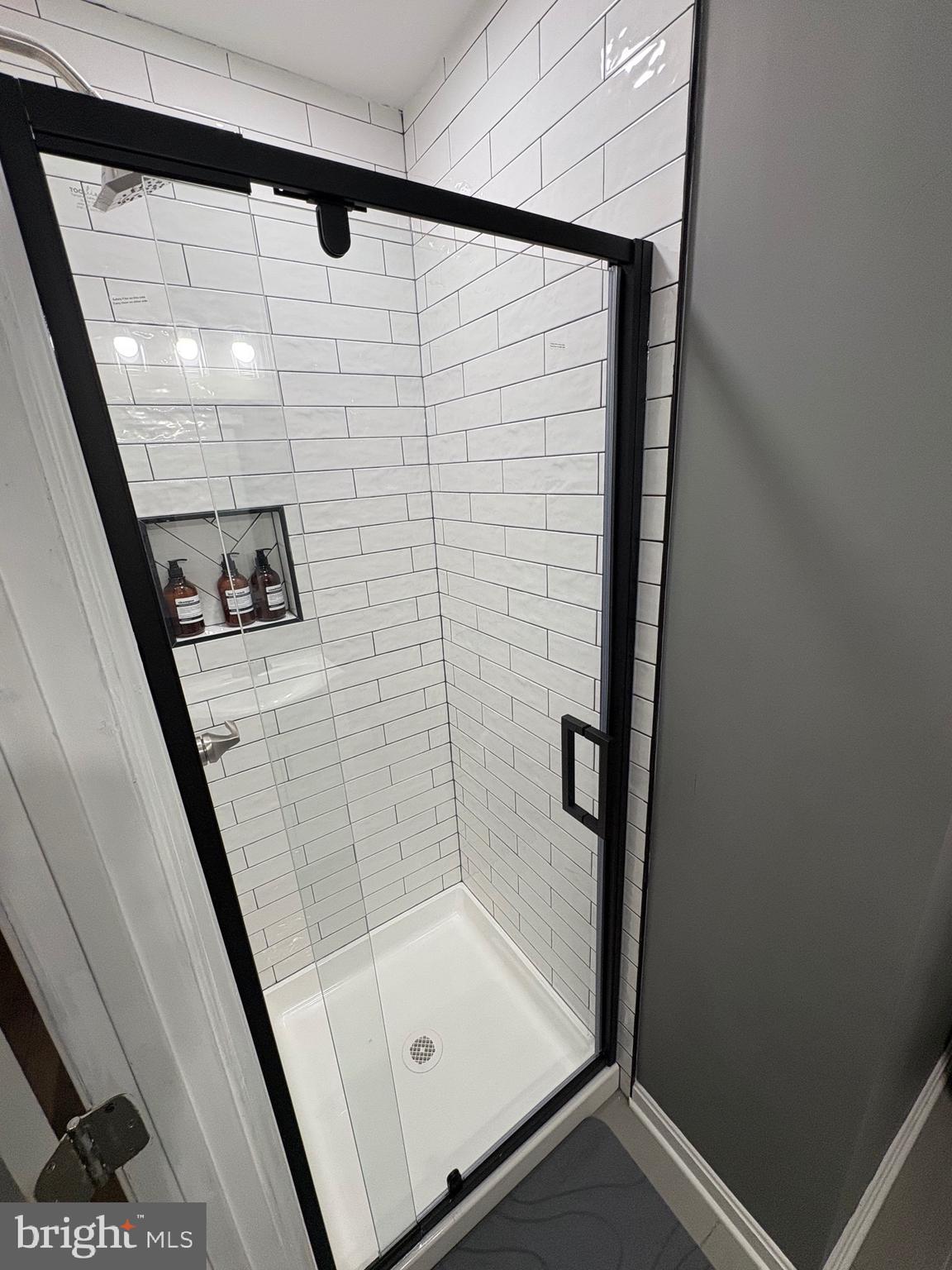 6604 Oak Street Cheverly, MD 20785 - Photo 4 of 7 Bath