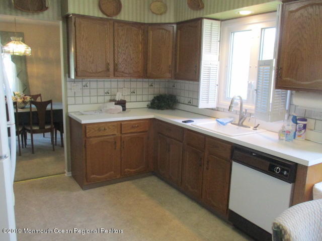 97 Meadowbrook Road Brick, NJ 08723 - Photo 12 of 43 IMG_6544