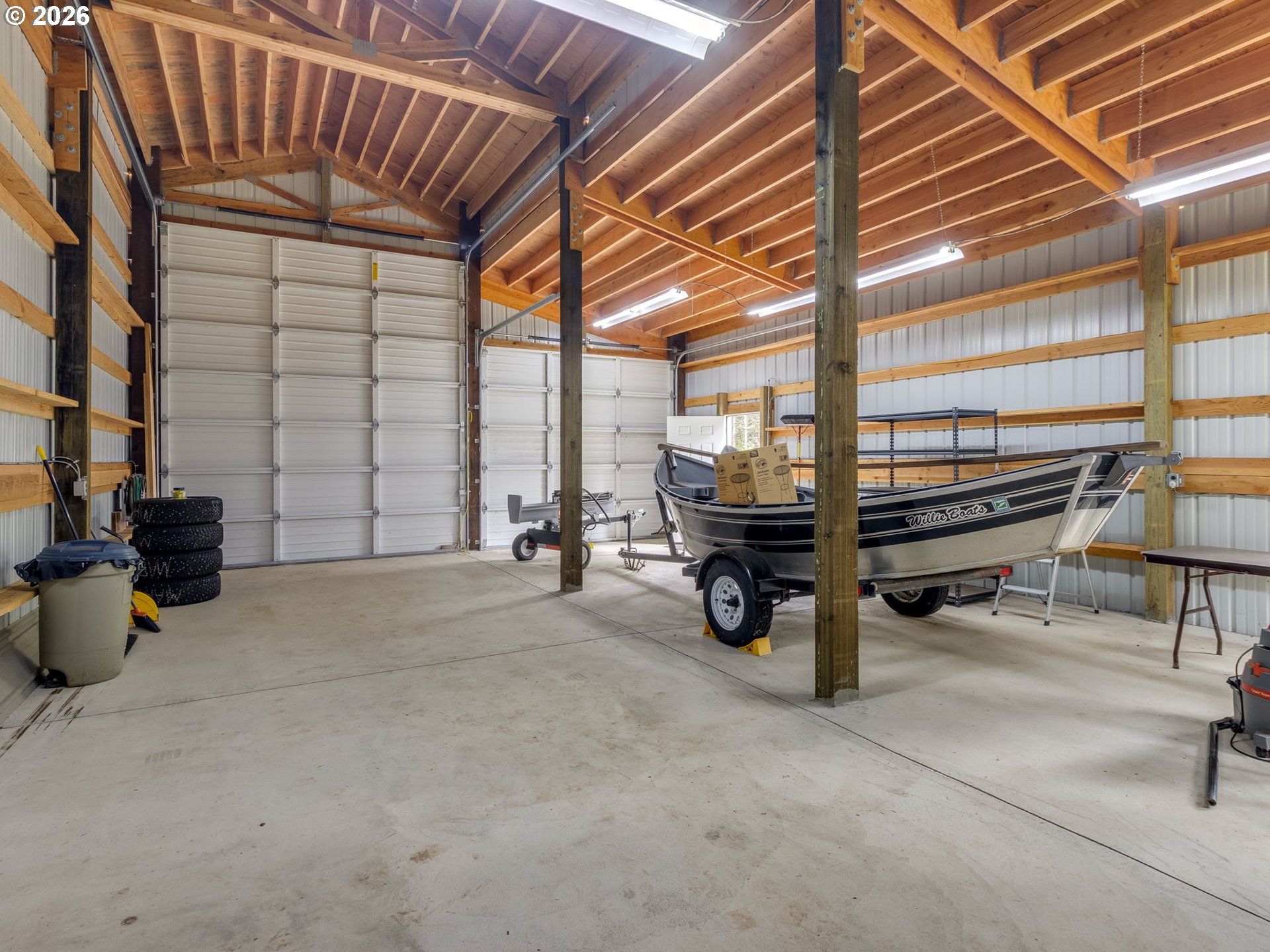 48140 Southeast Linhart Butte Road Sandy, OR 97055 - Photo 44 of 47 a view of a room with gym equipment