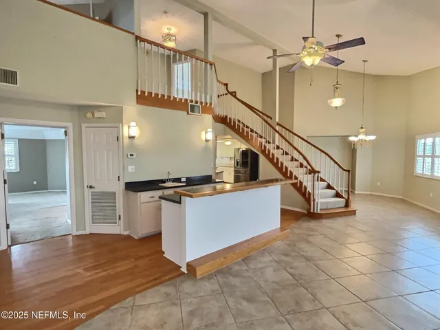 a view of entryway and hall