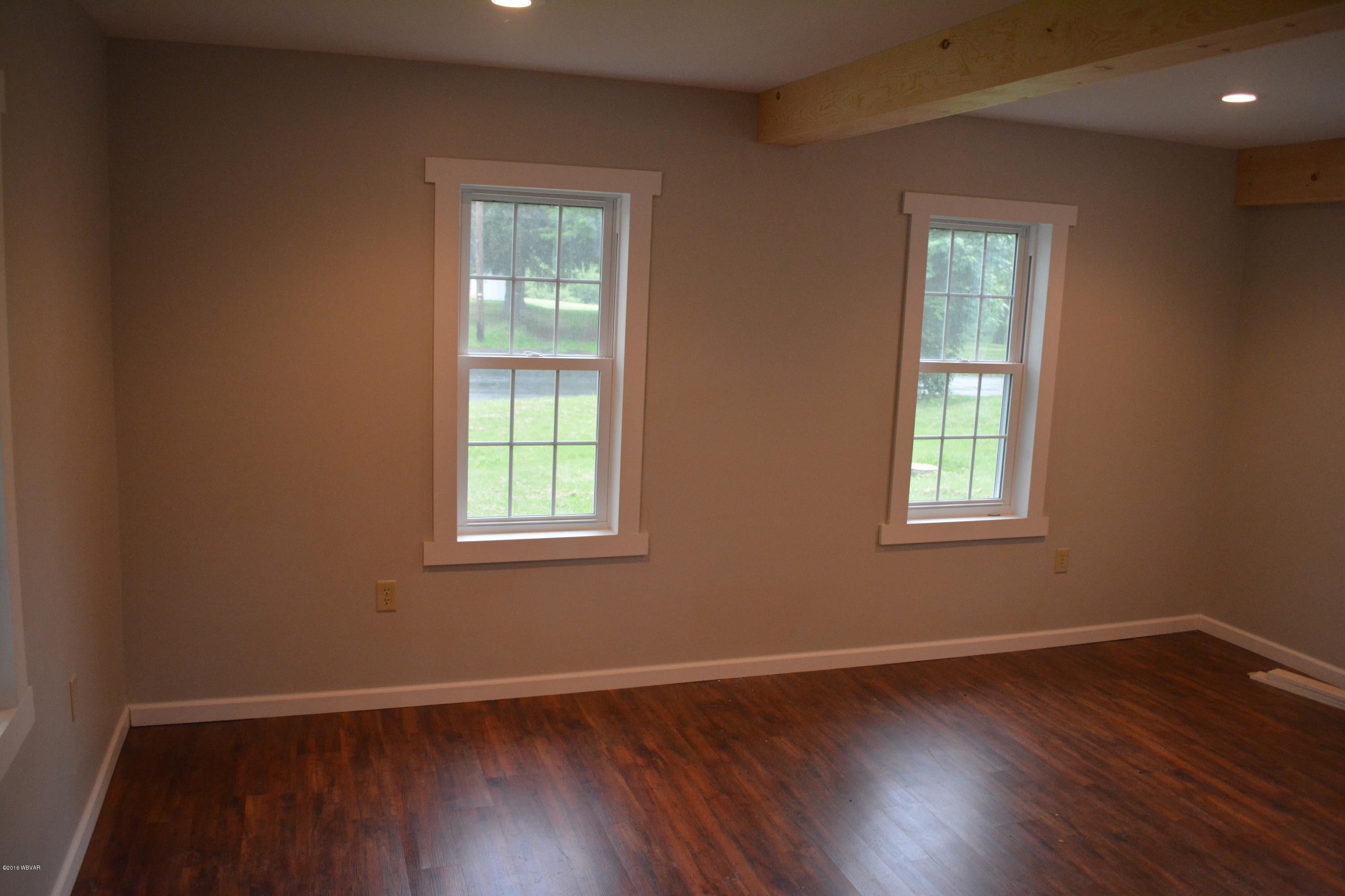 607 Logan Run Road Danville, PA 17821 - Photo 7 of 18 DSC_0563