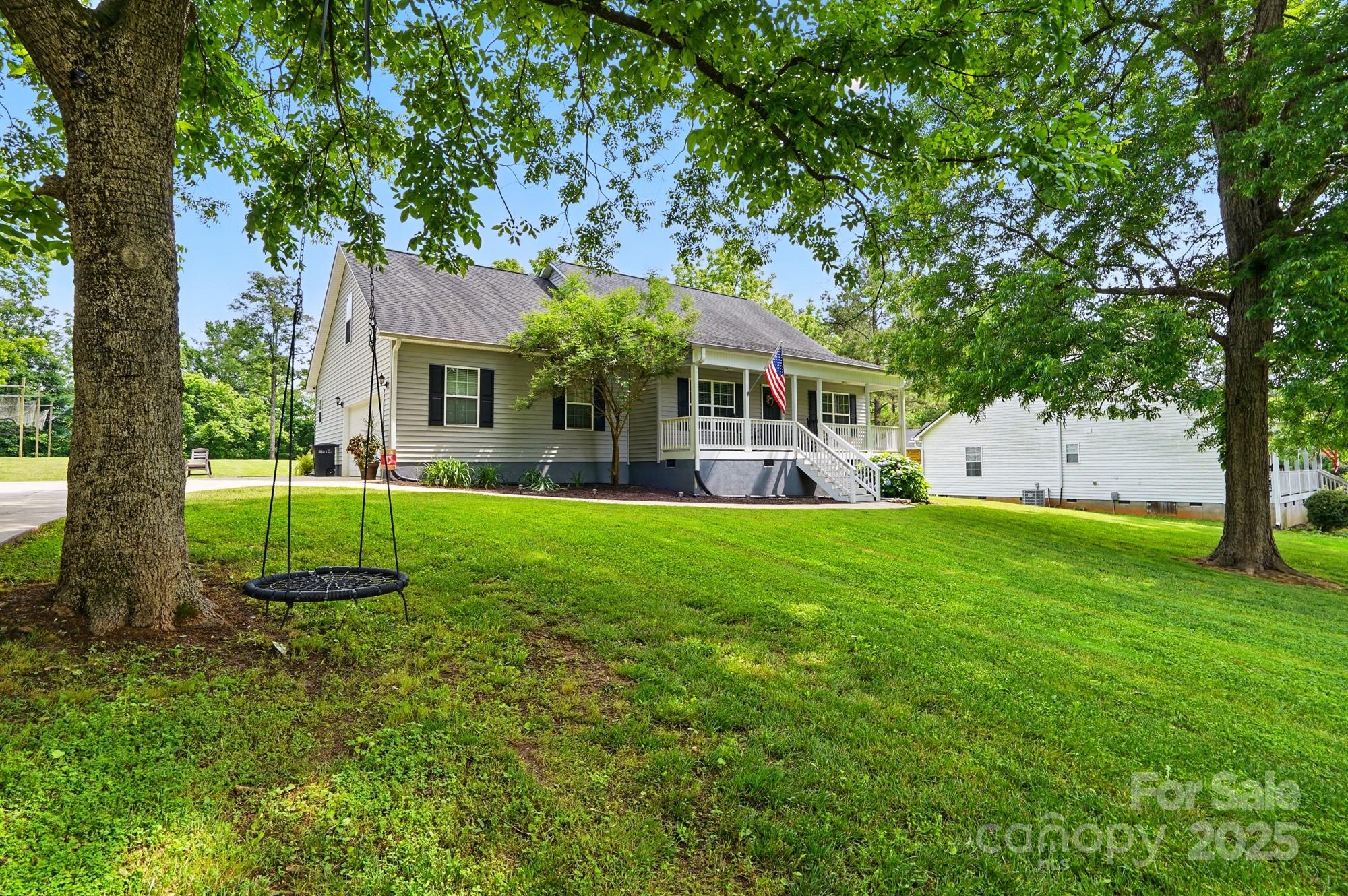 1621 State Rd S-46-323 York, SC 29745 - Photo 2 of 38