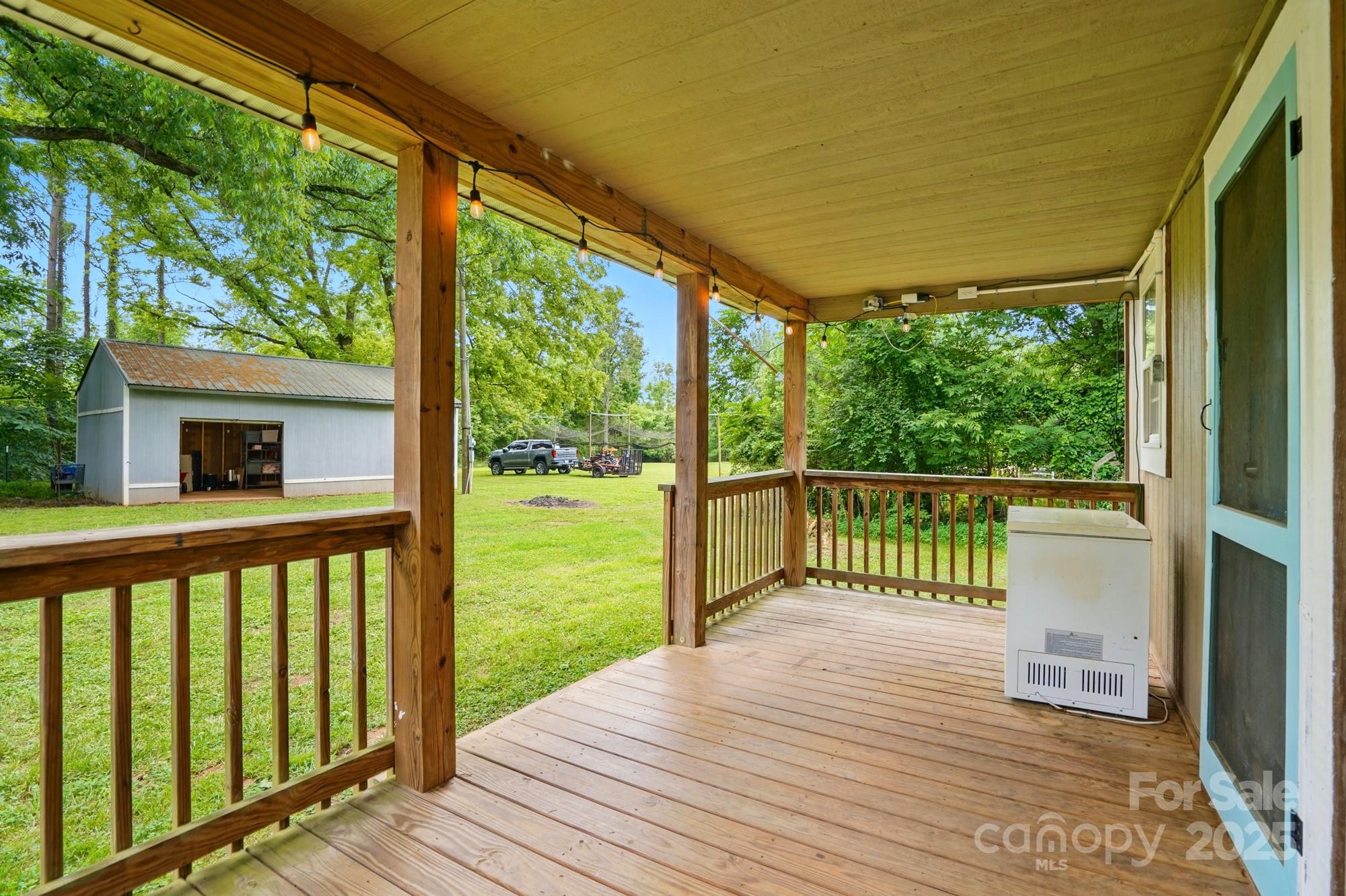 1621 State Rd S-46-323 York, SC 29745 - Photo 33 of 38