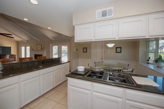 $565,000 | 18502 Vinland Drive, Nassau Bay, TX 77058