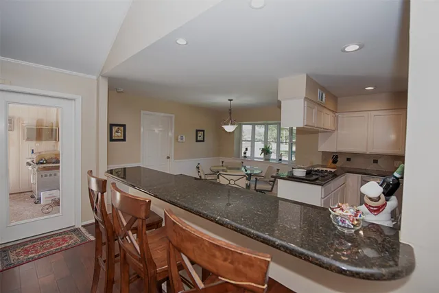 $565,000 | 18502 Vinland Drive, Nassau Bay, TX 77058