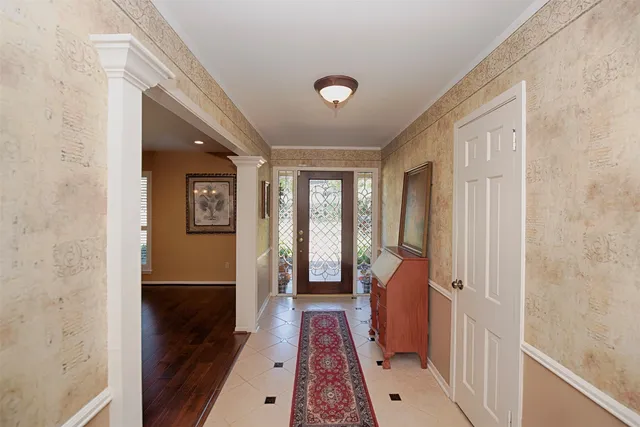 $565,000 | 18502 Vinland Drive, Nassau Bay, TX 77058