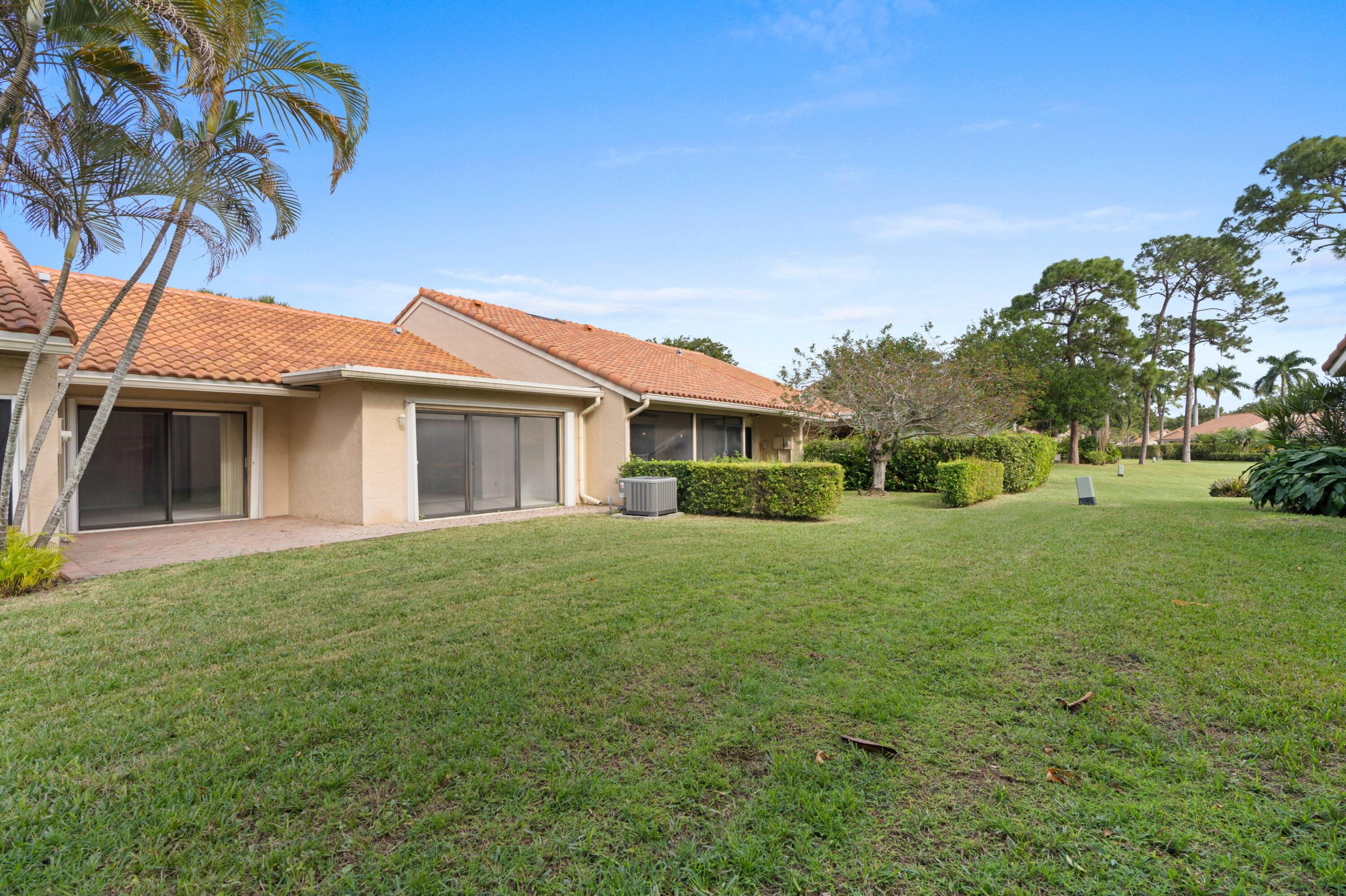 6944 Escobar Court Boca Raton, FL 33433 - Photo 15 of 36 Backyard