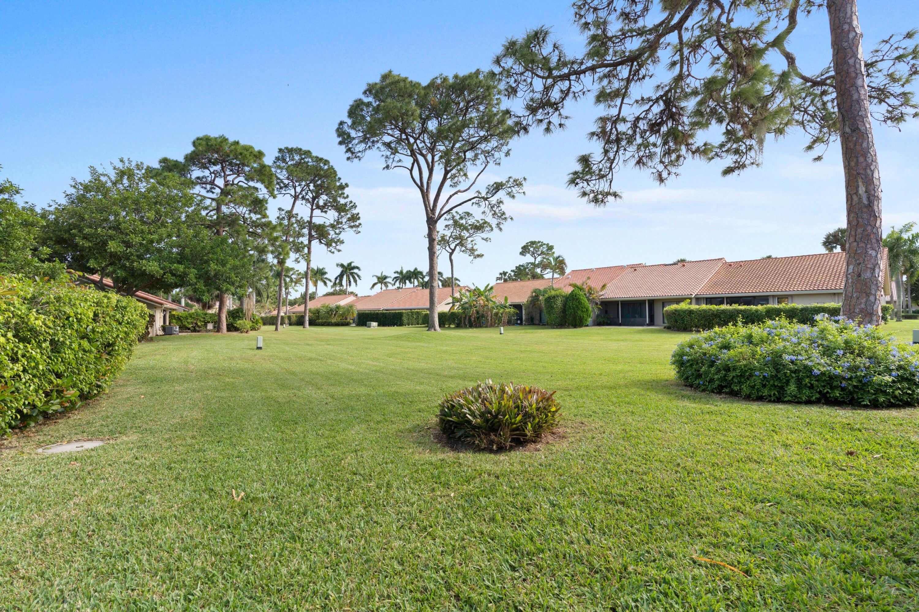 6944 Escobar Court Boca Raton, FL 33433 - Photo 16 of 36 Backyard
