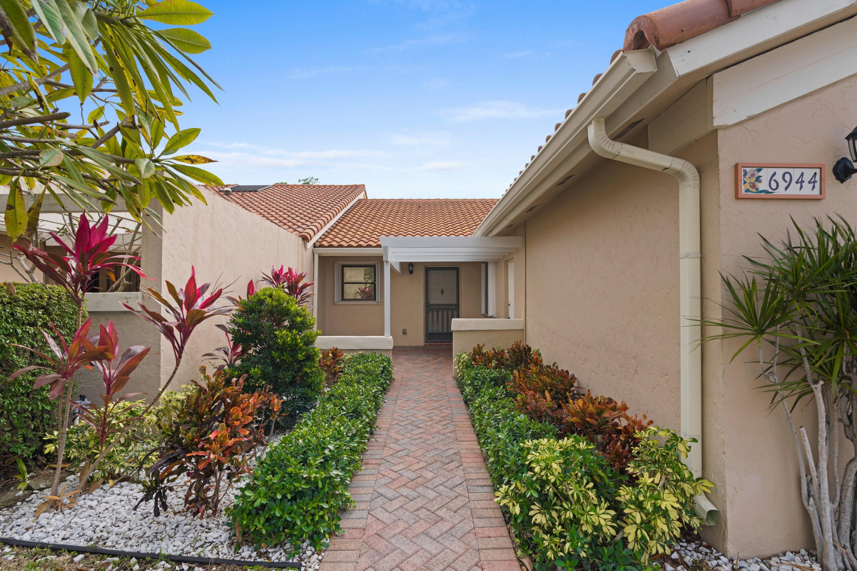 6944 Escobar Court Boca Raton, FL 33433 - Photo 18 of 36 Front Entrance