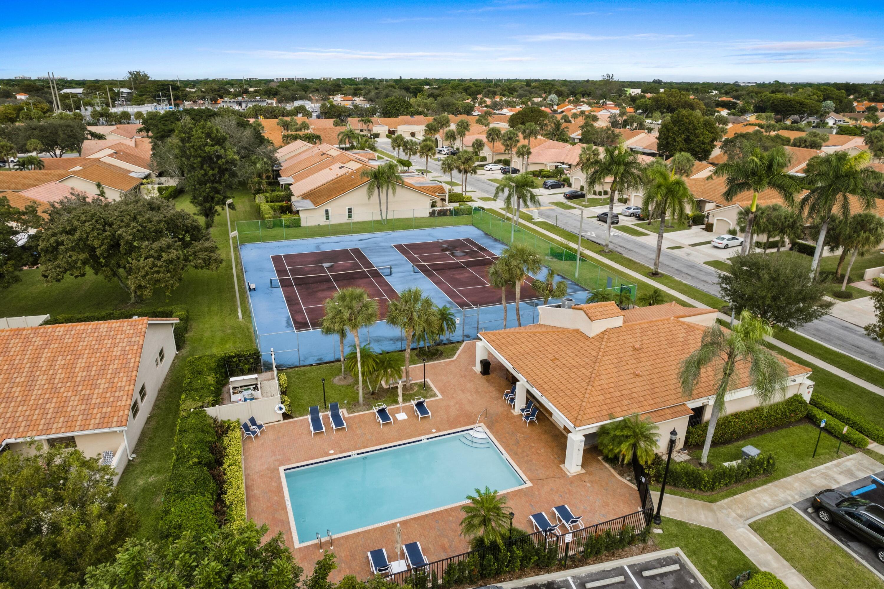 6944 Escobar Court Boca Raton, FL 33433 - Photo 2 of 36 Pool & Tennis