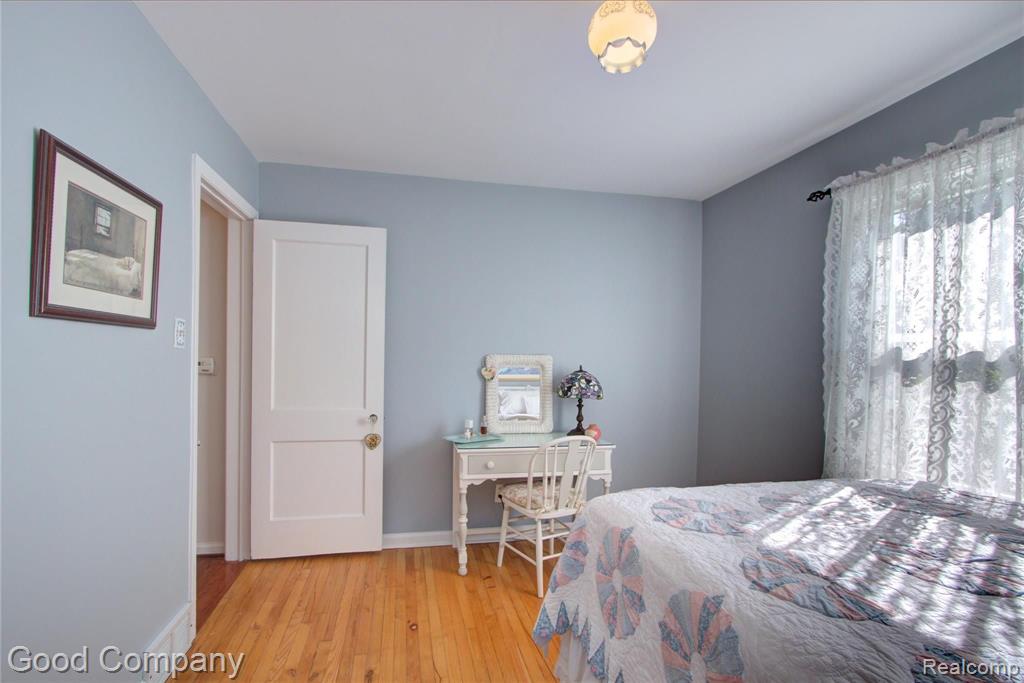 1560 Eaton Road Berkley, MI 48072 - Photo 20 of 34