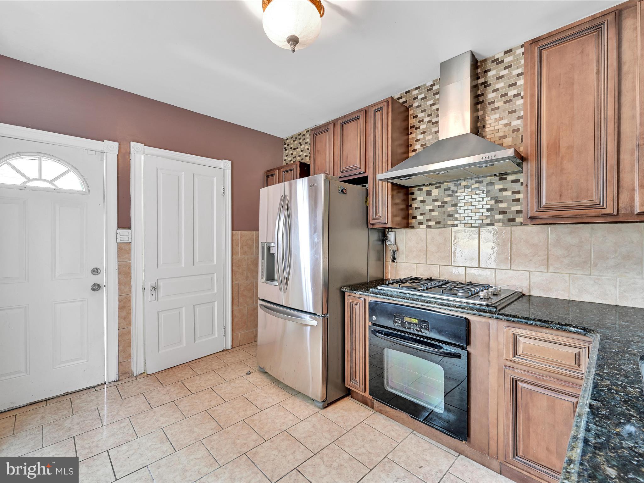 224 Jameson Place Reading, PA 19601 - Photo 8 of 26 Kitchen