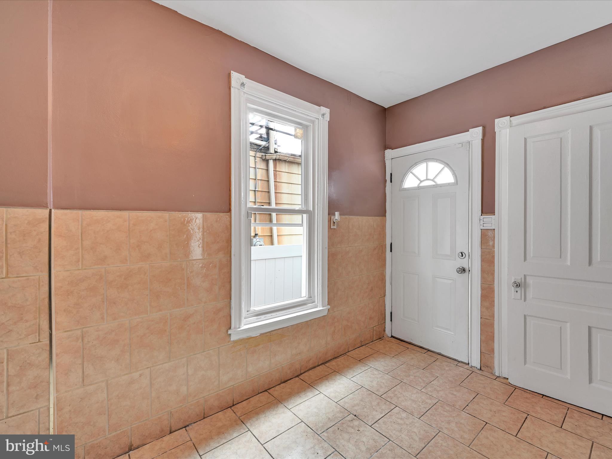 224 Jameson Place Reading, PA 19601 - Photo 9 of 26 Kitchen