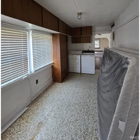 $259,900 | 100-103 Market Street, Williamsport, IN 47993