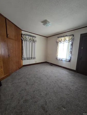 $259,900 | 100-103 Market Street, Williamsport, IN 47993