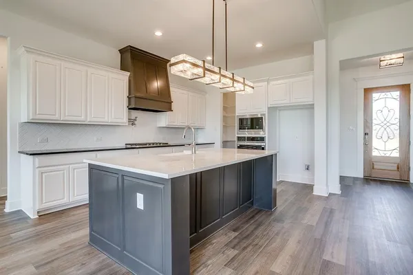 $536,990 | 10671 Winter Wheat Lane, Venus, TX 76084