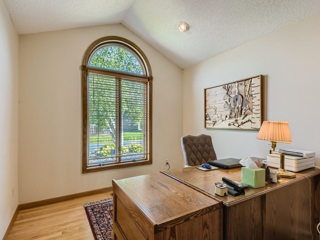 8023 Ranchview Lane North Maple Grove, MN 55311 - Photo 7 of 37 Gallery Image 7