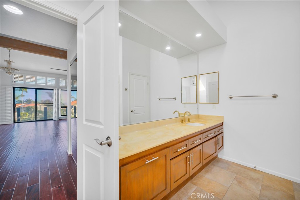 32701 Via Palacio Rancho Palos Verdes, CA 90275 - Photo 35 of 70