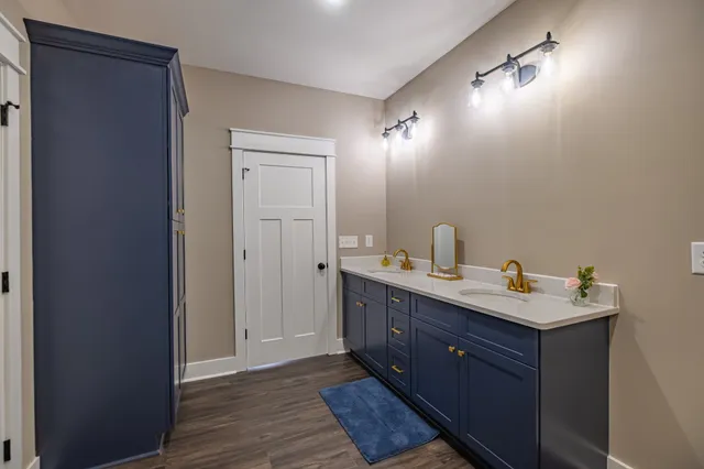 a hallway with walk in closet