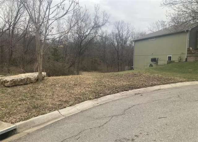 $29,900 | 4205 South Shrank Court, Independence, MO 64055