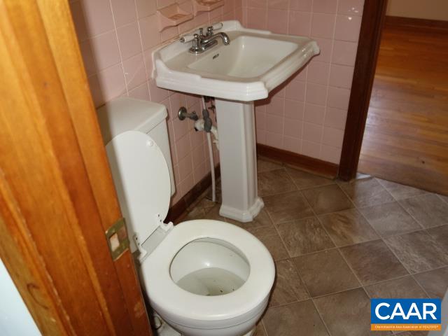 421 A Ruckers Run Lane Lovingston, VA 22949 - Photo 36 of 47 Gallery Image 36