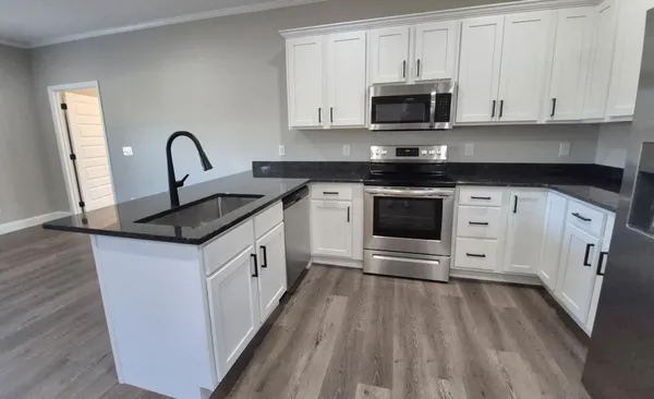 $339,900 | 110 Hess Drive, Bridgeport, AL 35740