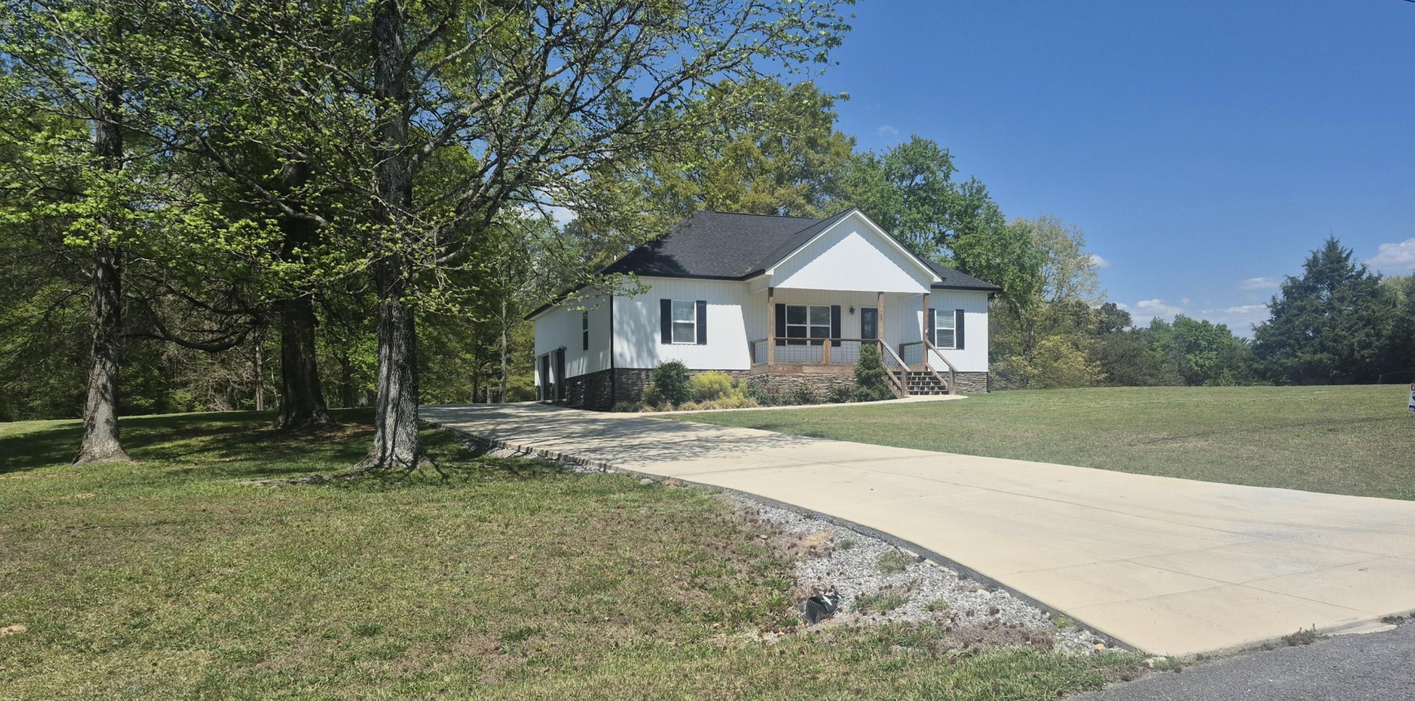 110 Hess Drive Bridgeport, AL 35740 - Photo 2 of 39