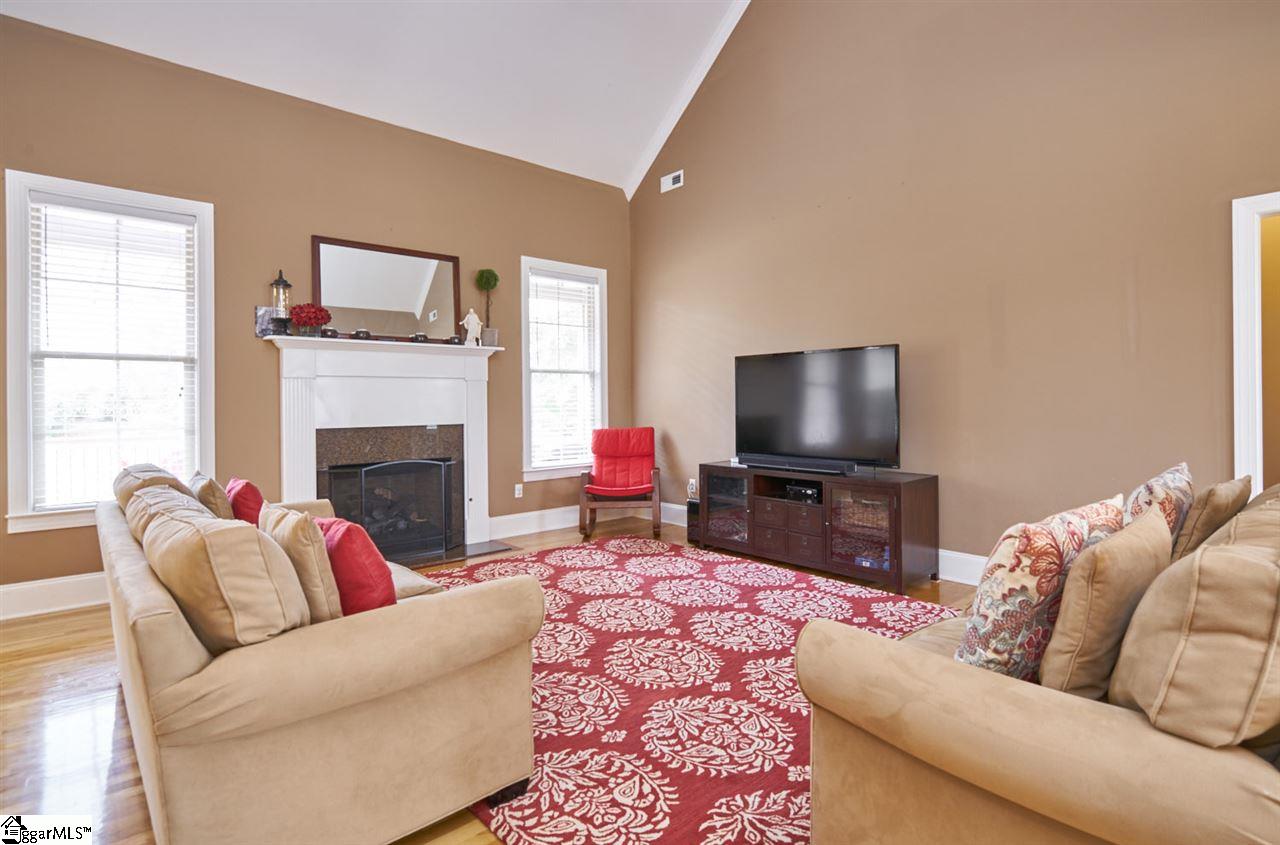 413 Coldstream Court Seneca, SC 29678 - Photo 10 of 36