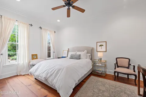 $975,000 | 100 Emily Circle, Lafayette, LA 70508