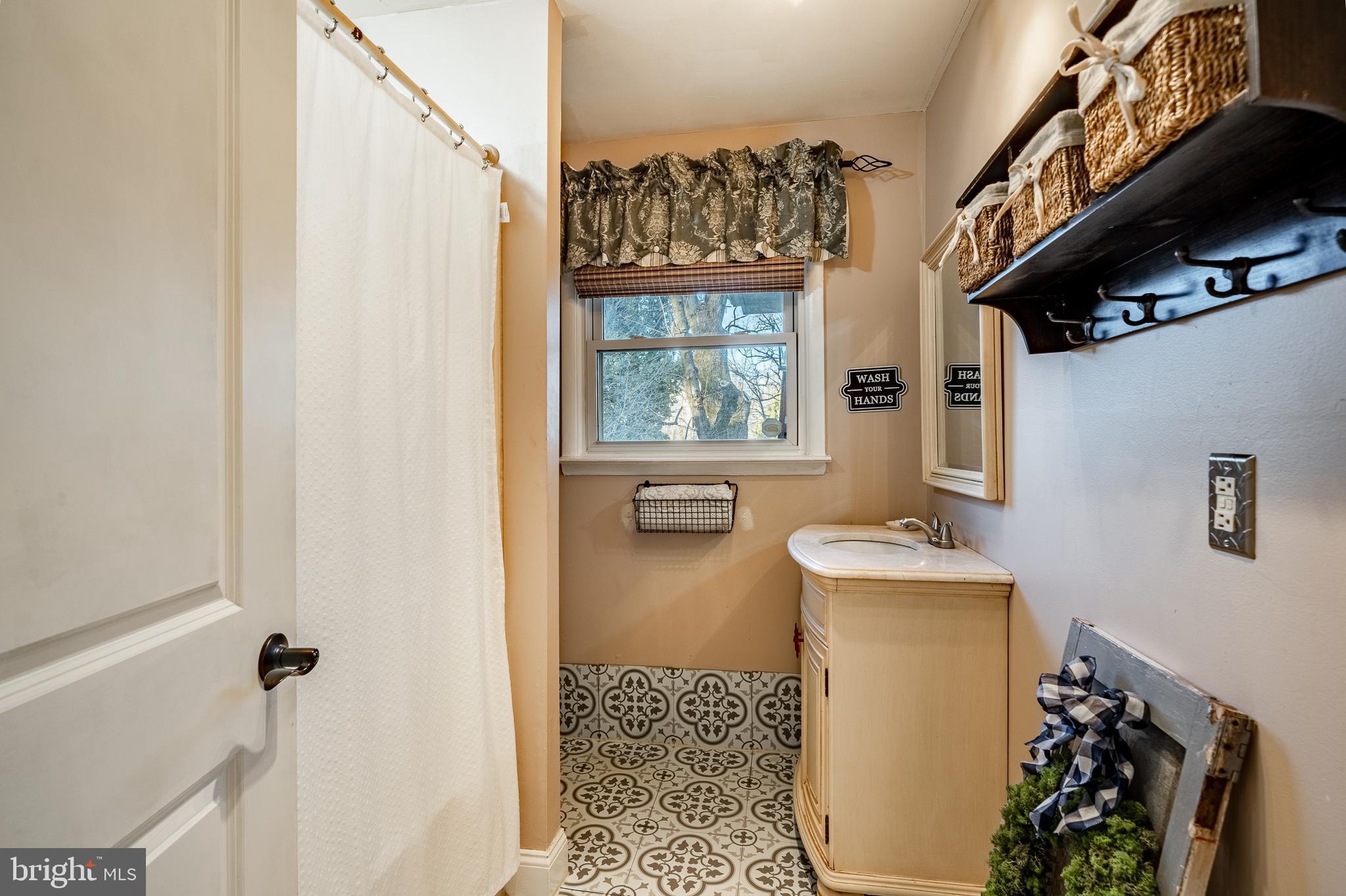1103 Hopewell Road Downingtown, PA 19335 - Photo 27 of 49 Gallery Image 27