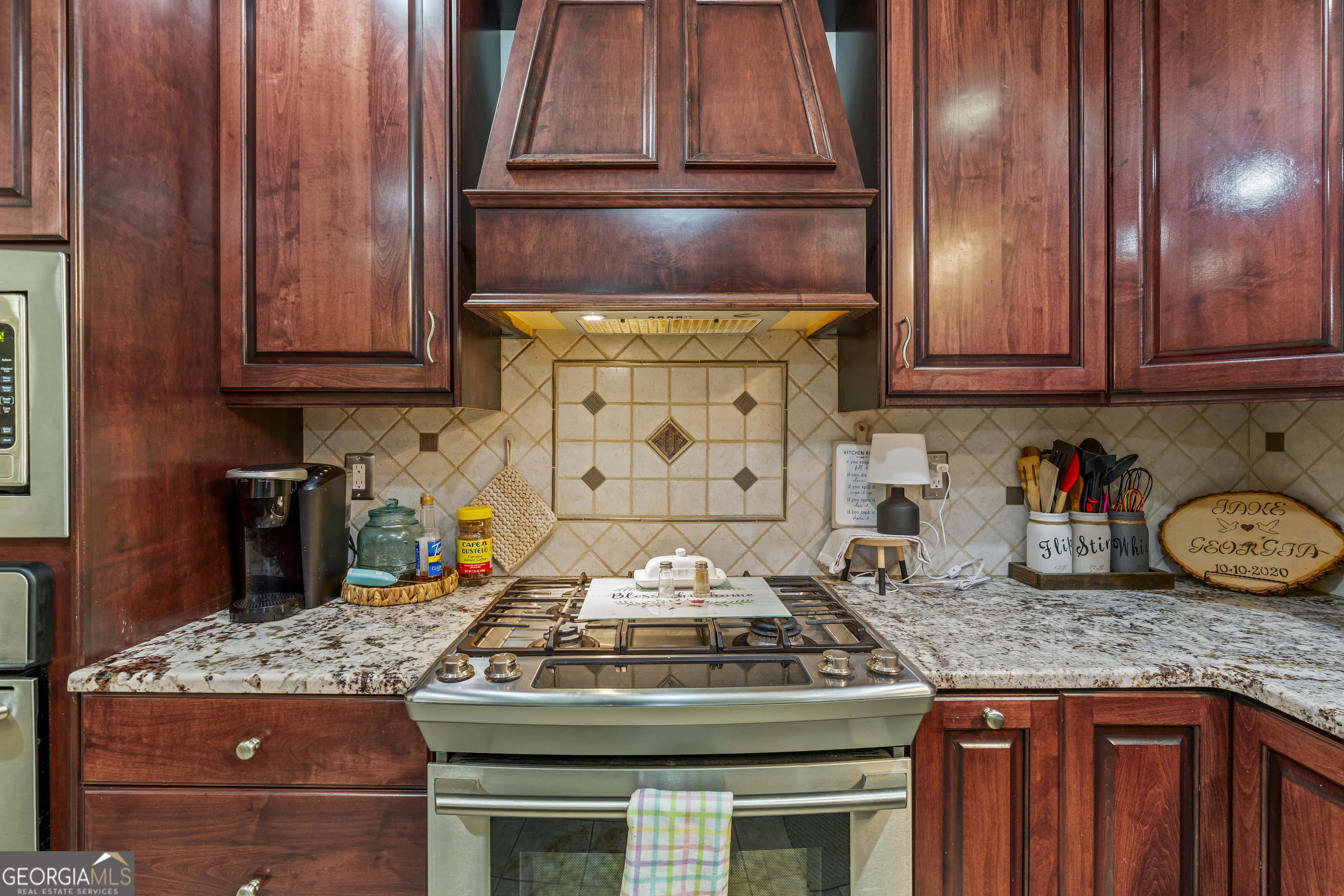 976 Shoal Creek Road Lavonia, GA 30553 - Photo 14 of 48