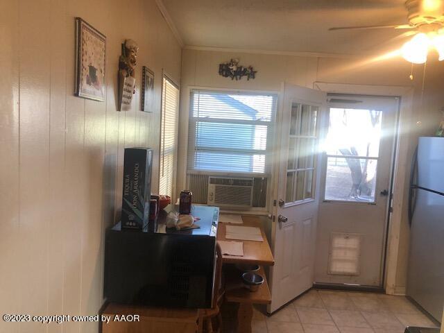 4517 South Bonham Street Amarillo, TX 79110 - Photo 7 of 13 Kitchen 2