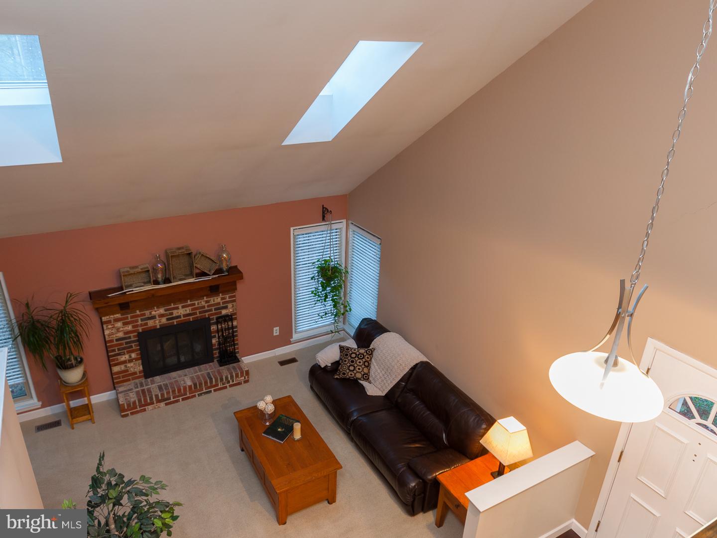 22 Fox Hollow Road Voorhees, NJ 08043 - Photo 4 of 25 Living Room