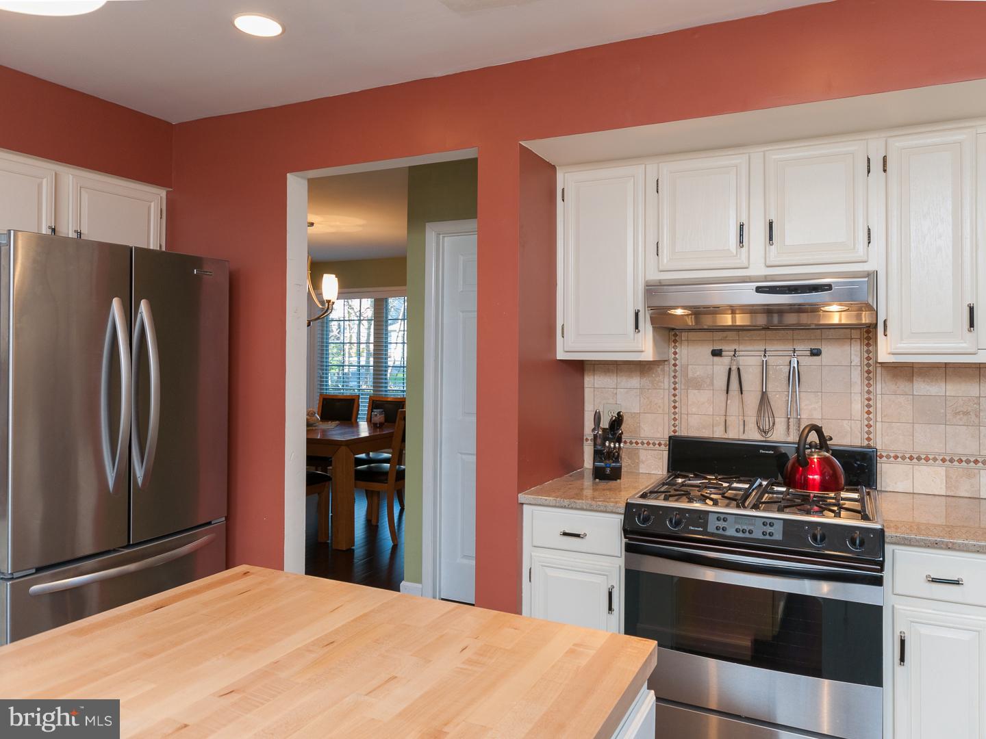 22 Fox Hollow Road Voorhees, NJ 08043 - Photo 9 of 25 Kitchen