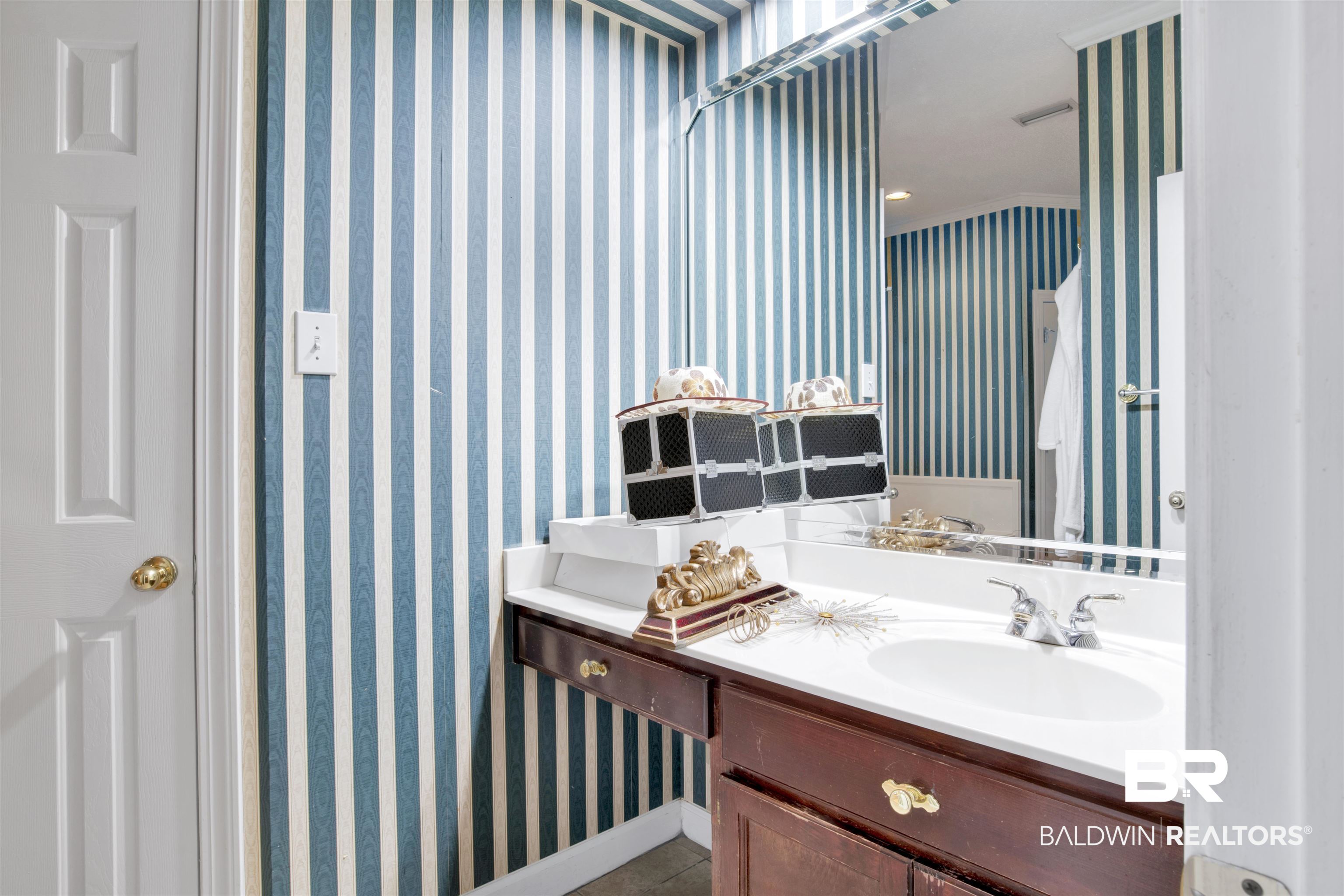 445 Wedgefield Drive South Mobile, AL 36608 - Photo 23 of 36 Bathroom featuring vanity
