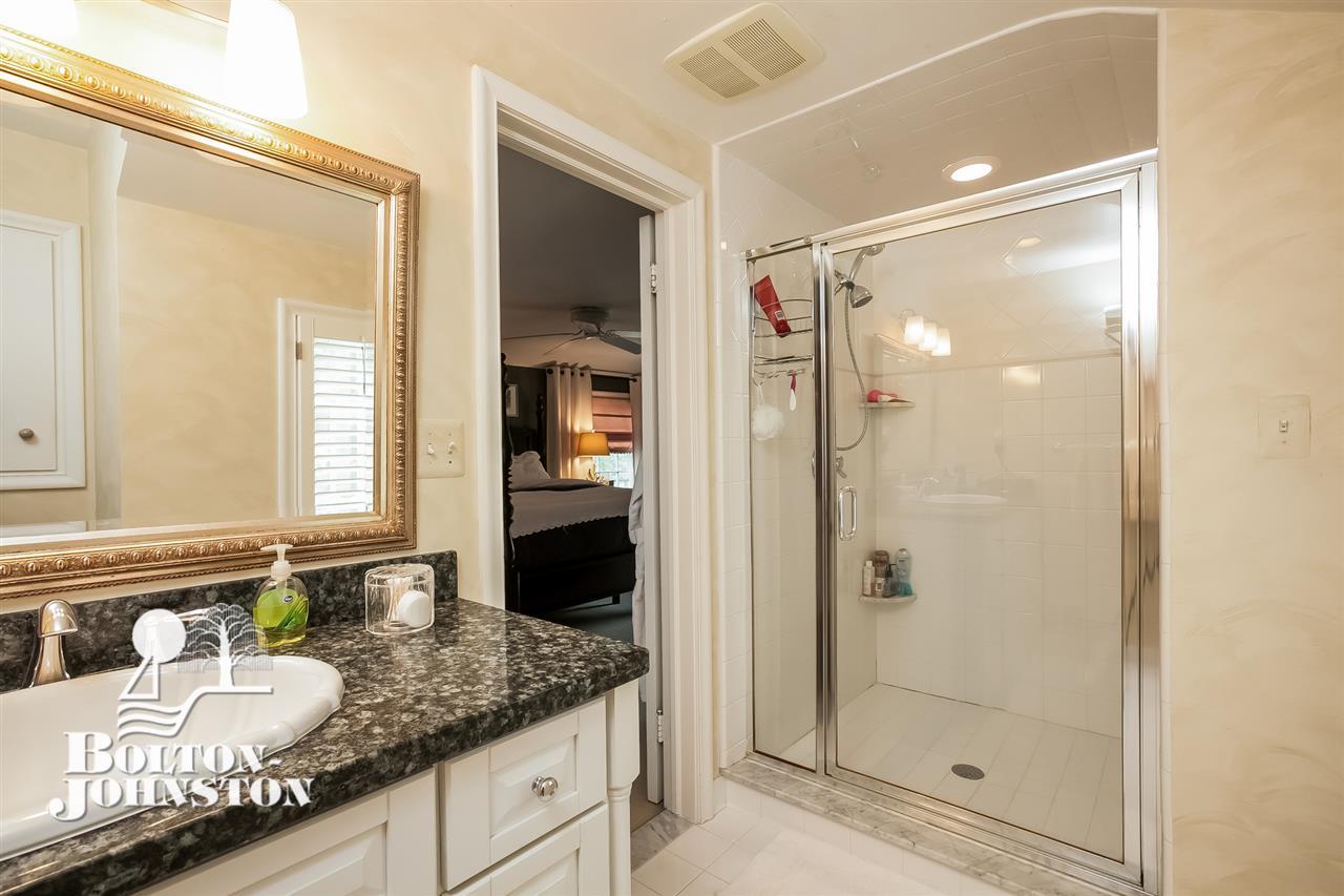 120 Stephens Road Grosse Pointe, MI 48236 - Photo 30 of 57 31294817-29.JPG