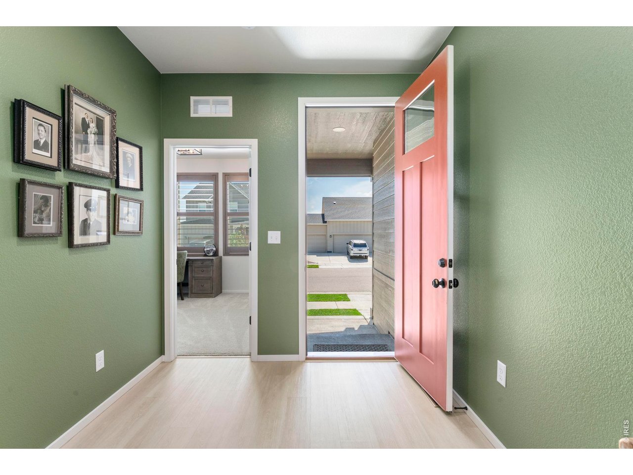 5017 Leopold Loop Timnath, CO 80547 - Photo 5 of 40