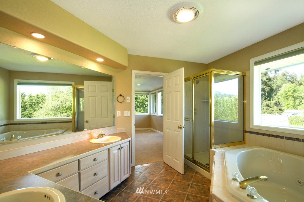 166 Derek Road Kelso, WA 98626 - Photo 13 of 25 Gallery Image 13