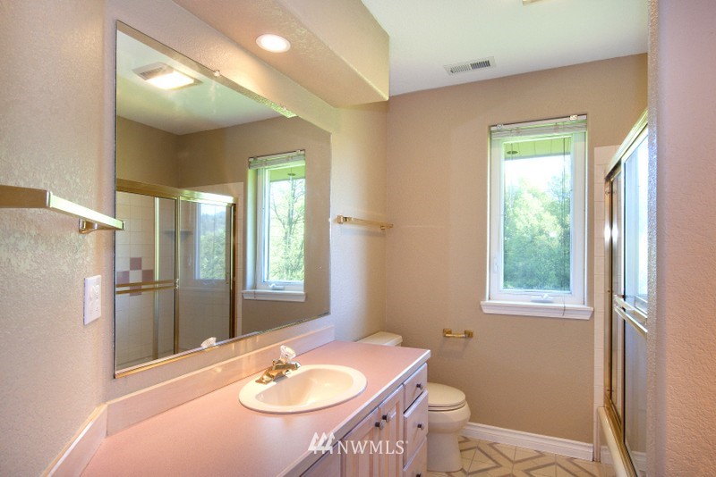 166 Derek Road Kelso, WA 98626 - Photo 15 of 25 Gallery Image 15
