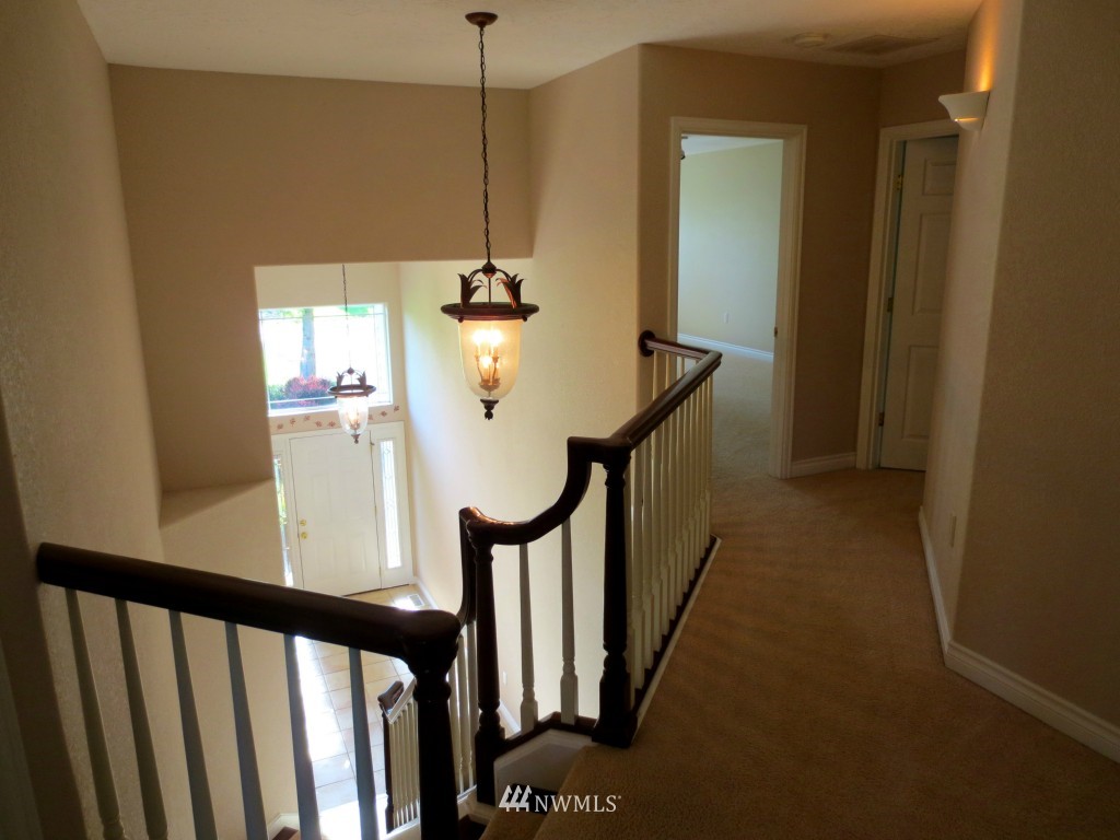 166 Derek Road Kelso, WA 98626 - Photo 10 of 25 Gallery Image 10