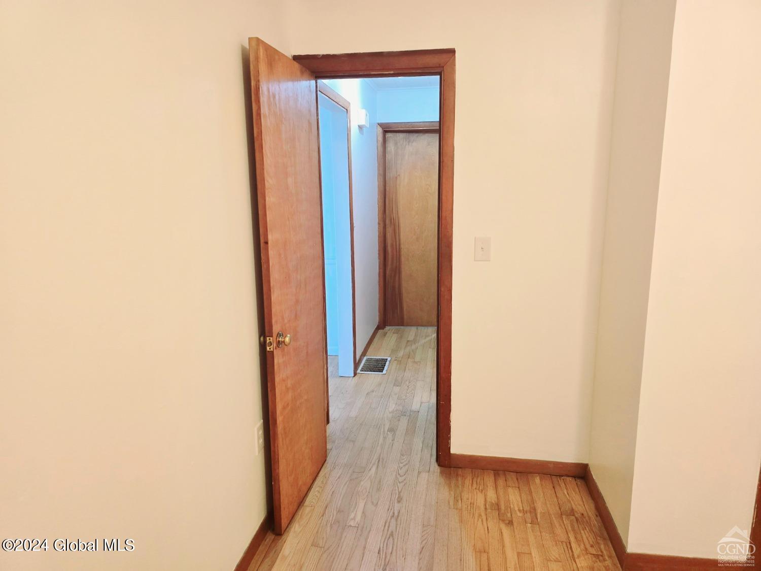 281 Bronck Mill Road Coxsackie, NY 12192 - Photo 13 of 30 b14