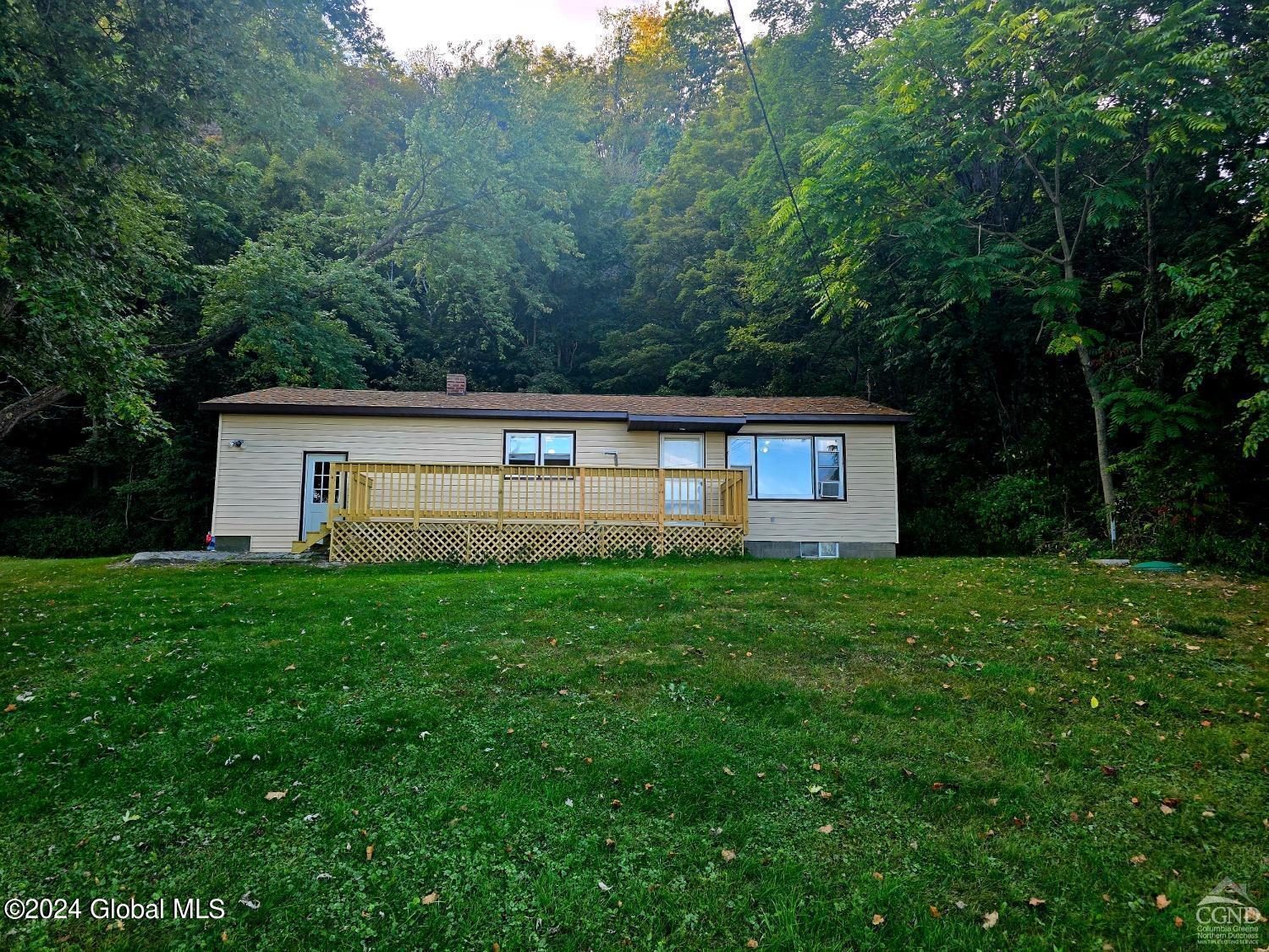 281 Bronck Mill Road Coxsackie, NY 12192 - Photo 3 of 30 b3