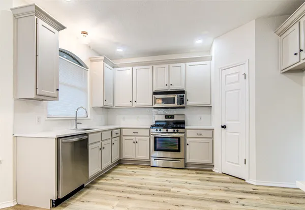 $2,795 | 9009 Colberg Drive, Austin, TX 78749