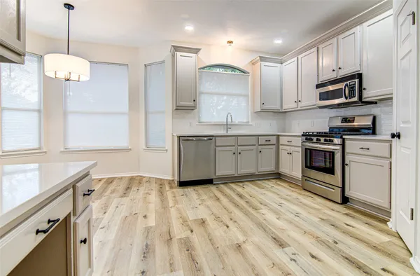 $2,795 | 9009 Colberg Drive, Austin, TX 78749