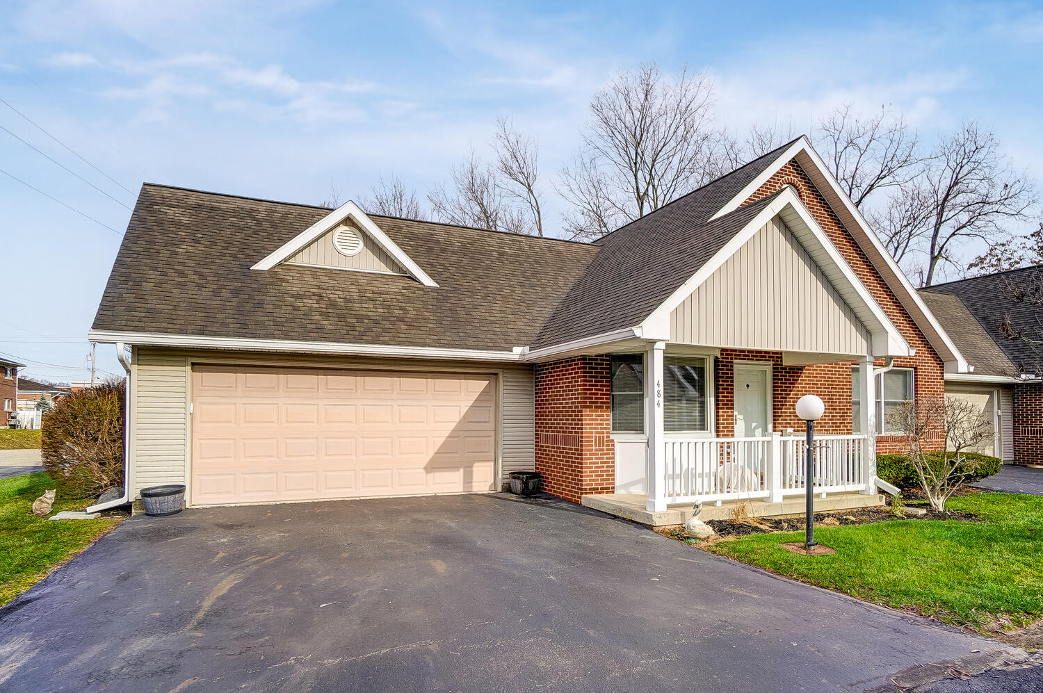 484 Ridgeview Circle East, Unit 1 Springfield, OH 45504 - Photo 2 of 32