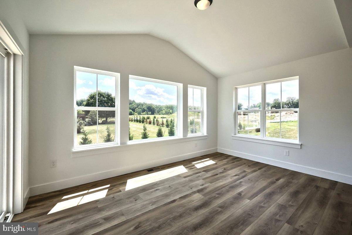 391 Santa Anita Drive Dillsburg, PA 17019 - Photo 14 of 40