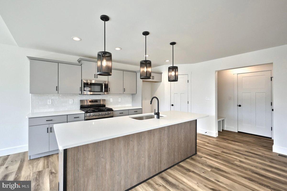 391 Santa Anita Drive Dillsburg, PA 17019 - Photo 17 of 40